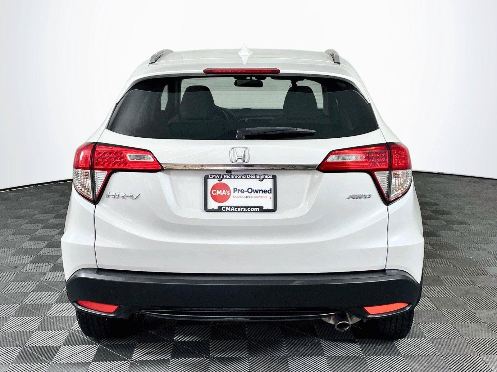 Used 2019 Honda HR-V EX image 9