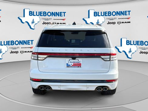 Used 2025 Lincoln Aviator Reserve w/ Equipment Group 201A AWD/4WD image 6