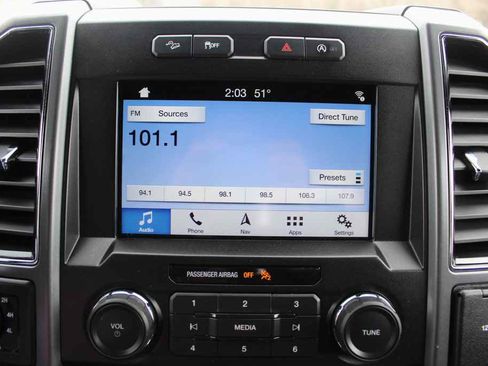 Used 2018 Ford F150 XLT w/ Equipment Group 302A Luxury image 19