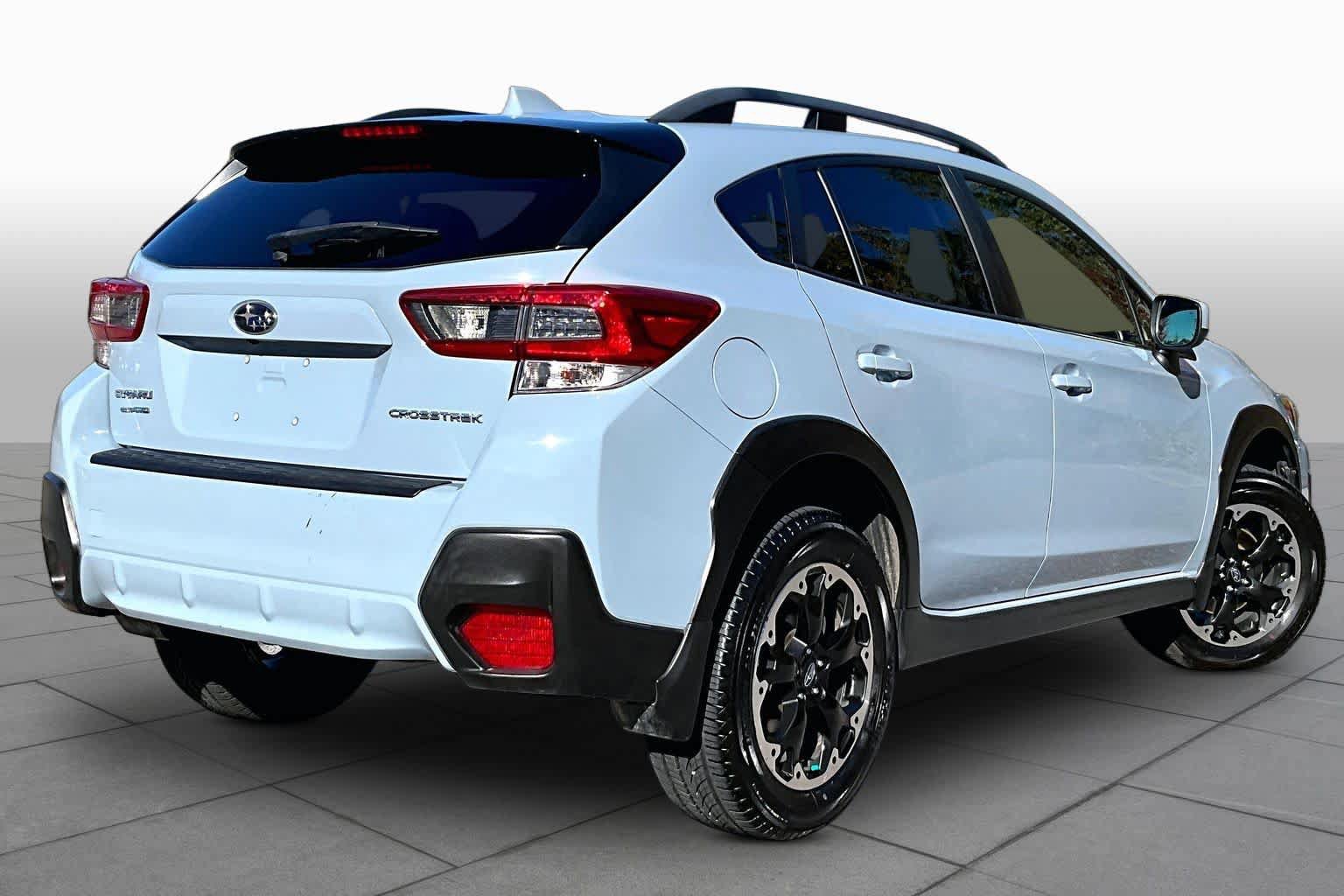 Used 2021 Subaru Crosstrek 2.0i Premium w/ Moonroof Package AWD/4WD image 13