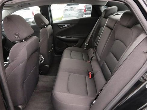 Used 2024 Chevrolet Malibu LT image 9