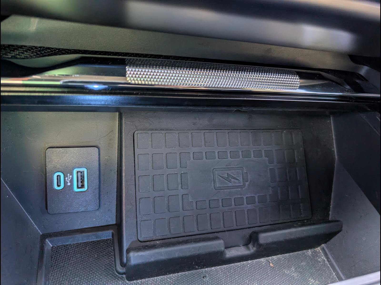 Used 2021 Ford F150 Raptor w/ Equipment Group 801A High AWD/4WD image 16