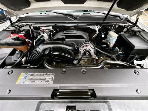 Used 2009 GMC Yukon XL SLE w/ Convenience Package image 31