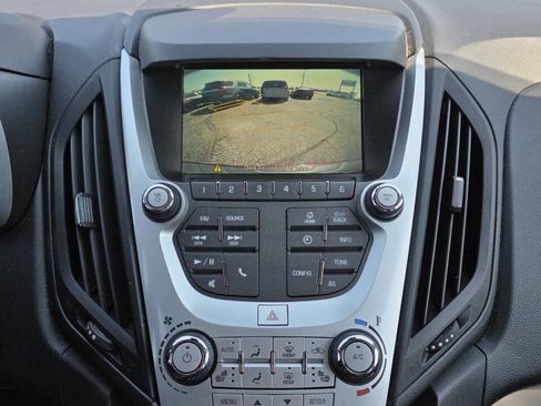 Used 2017 Chevrolet Equinox LT w/ Convenience Package image 14