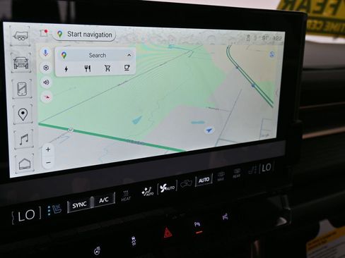 New 2025 GMC Hummer EV 2X image 30