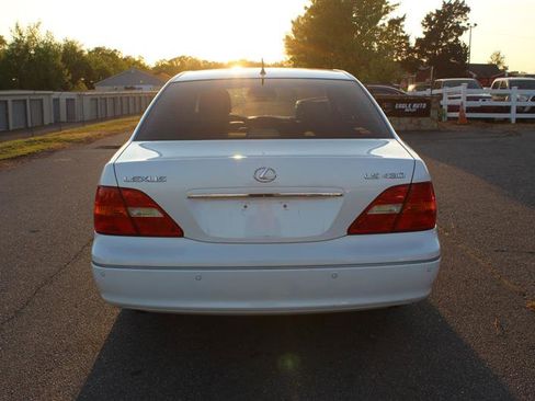 Used 2003 Lexus LS 430 image 6