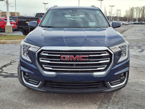 Certified 2022 GMC Terrain SLT w/ Tech Package image 33