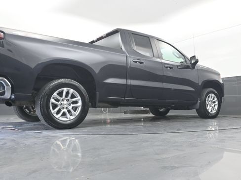 Used 2023 Chevrolet Silverado 1500 LT AWD/4WD image 31
