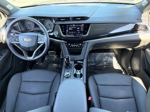 Certified 2025 Cadillac XT6 Sport w/ Technology Package image 16