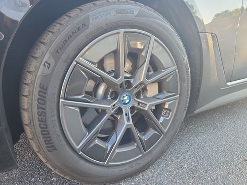 Used 2024 BMW i4 eDrive35 w/ Convenience Package RWD image 4