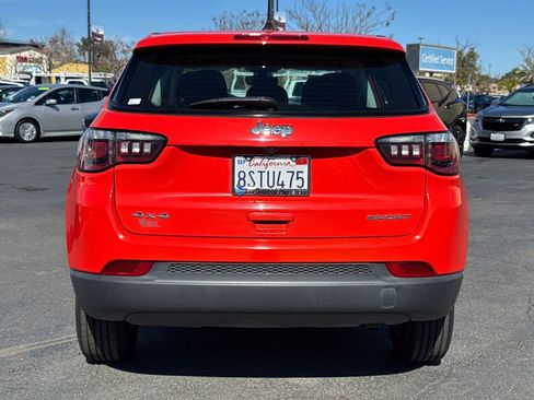 Used 2020 Jeep Compass Sport image 11