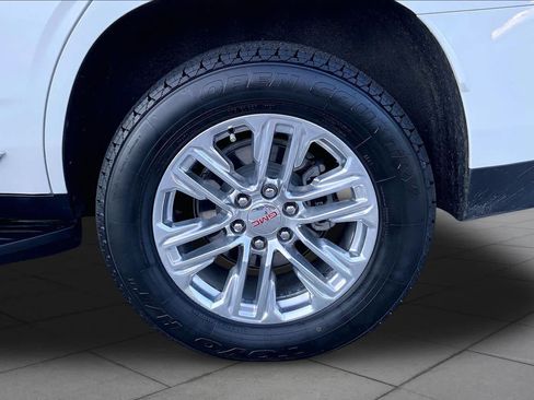 Used 2023 GMC Yukon SLT w/ SLT Premium Package RWD image 10