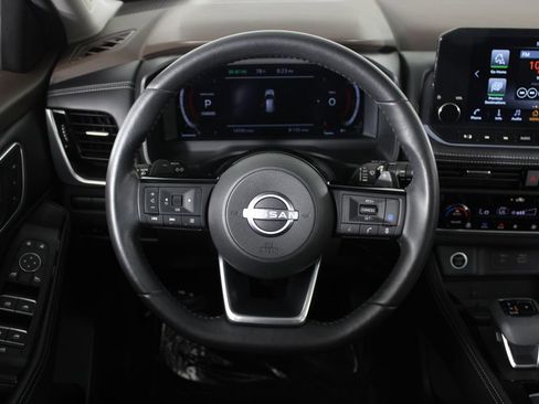 Used 2022 Nissan Rogue Platinum w/ Head-Up Display Package FWD image 10