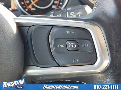 Used 2021 Jeep Wrangler Unlimited Sahara image 19