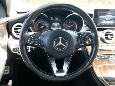 Used 2015 Mercedes-Benz C 300 Sedan image 34