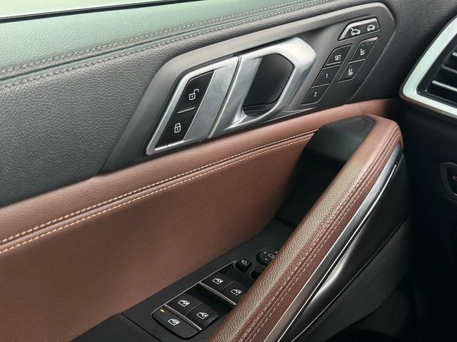 Used 2020 BMW X6 sDrive40i w/ Premium Package RWD image 18