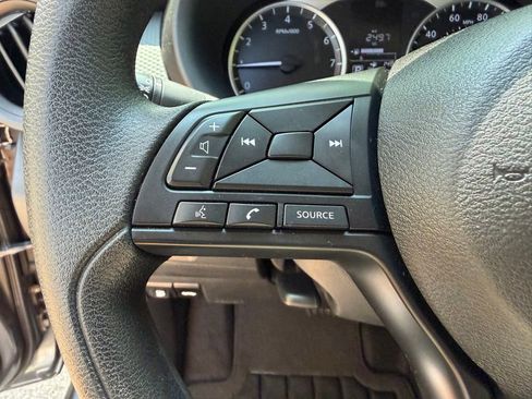 Used 2025 Nissan Kicks Play S FWD image 25