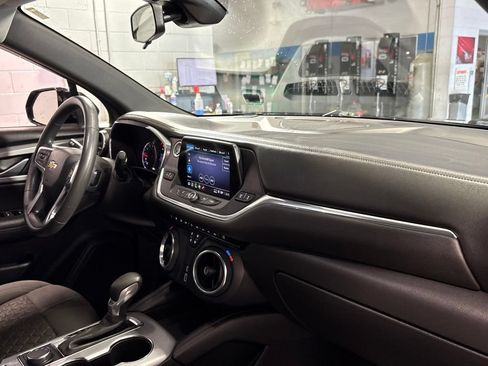 Used 2022 Chevrolet Blazer LT FWD image 30