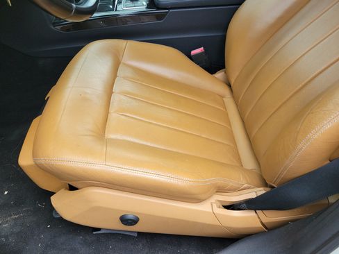 Used 2011 Mercedes-Benz E 350 4MATIC Sedan image 5