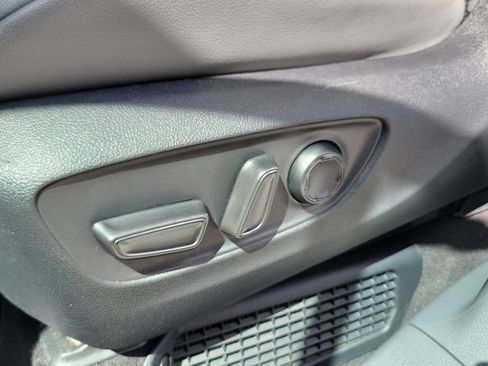 Certified 2024 Toyota Sienna XLE FWD image 16