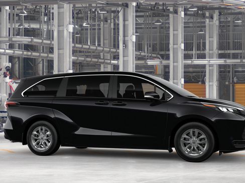 New 2026 Toyota Sienna LE AWD/4WD image 13