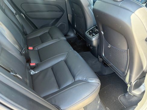 New 2026 Volvo XC60 B5 Ultra w/ Protection Package Premier image 25