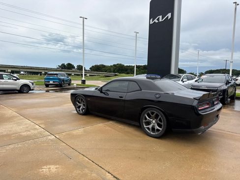 Used 2015 Dodge Challenger R/T w/ Quick Order Package 28B R/T RWD image 22