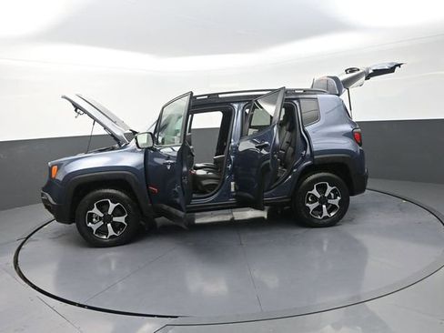 Used 2022 Jeep Renegade Trailhawk AWD/4WD image 34