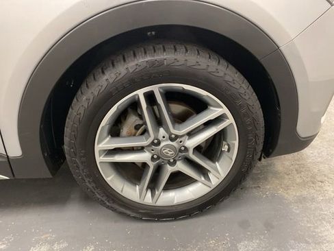 Used 2017 Hyundai Santa Fe Limited image 33