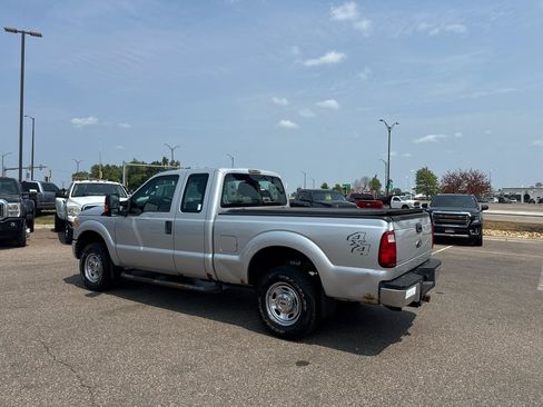 Used 2013 Ford F250 XL w/ PWR Equipment Group AWD/4WD image 3