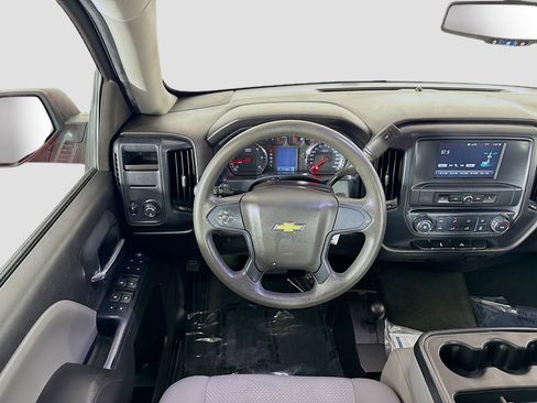 Used 2018 Chevrolet Silverado 1500 Custom w/ Custom Value Package AWD/4WD image 16