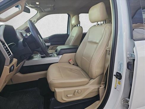 Used 2016 Ford F150 Lariat image 13