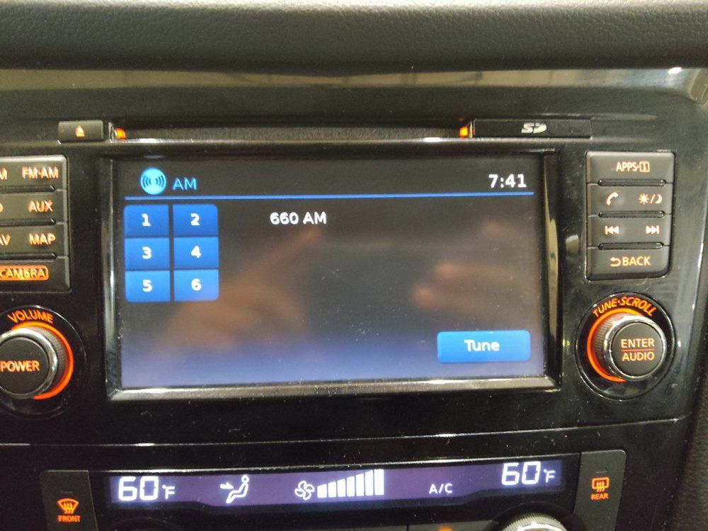 Used 2015 Nissan Rogue SL w/ SL Premium Package AWD/4WD image 25