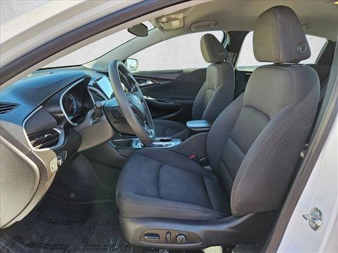 Used 2024 Chevrolet Malibu LT FWD image 21