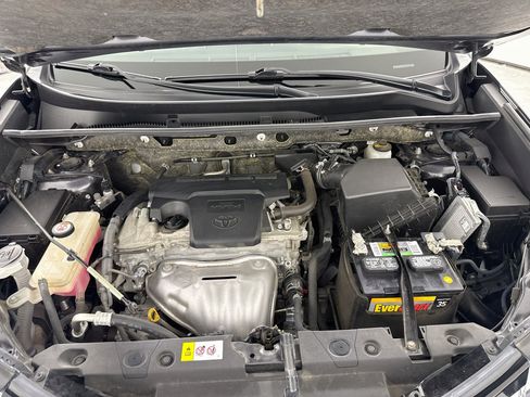 Used 2017 Toyota RAV4 LE FWD image 26