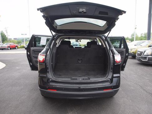 Used 2017 Chevrolet Traverse LT AWD/4WD image 5