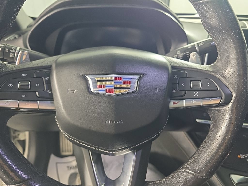 Used 2021 Cadillac CT4 V w/ Technology Package RWD image 30