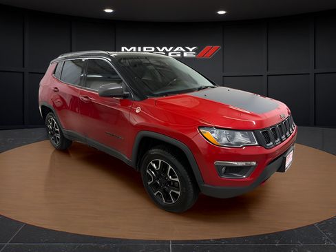 Used 2020 Jeep Compass Trailhawk AWD/4WD image 1