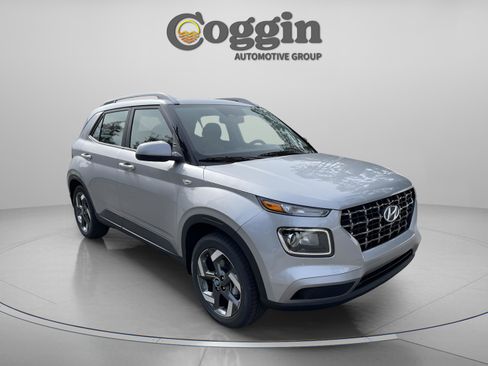 New 2026 Hyundai Venue SEL image 8