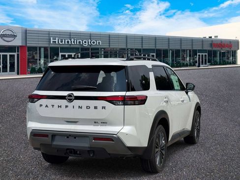 New 2026 Nissan Pathfinder SL w/ SL Premium Package (P04) AWD/4WD image 3