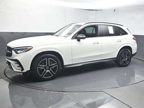 Used 2026 Mercedes-Benz GLC 300 image 4