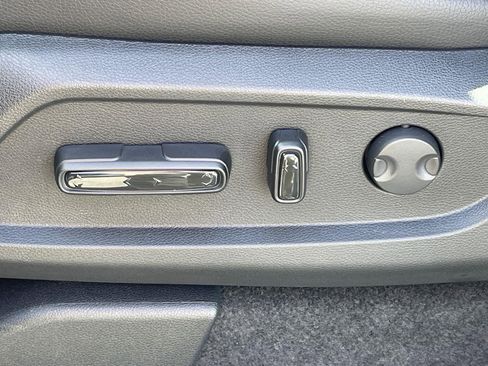 New 2025 Honda Pilot EX-L image 12