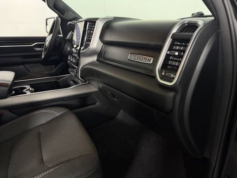 Used 2025 RAM 1500 Big Horn RWD image 31