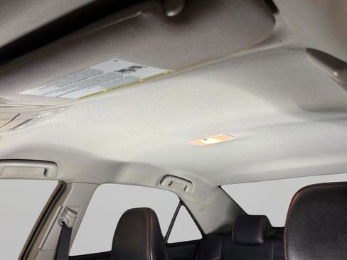 Used 2016 Toyota Camry SE image 32