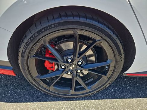 Certified 2025 Hyundai Elantra N FWD image 19
