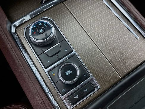 Used 2022 Ford Expedition Max Limited AWD/4WD image 19