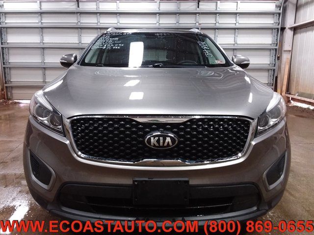 Used 2017 Kia Sorento FWD image 7