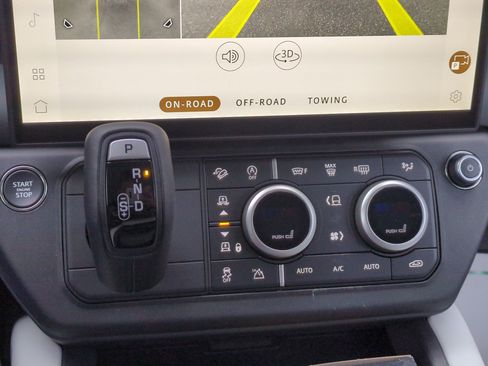 New 2026 Land Rover Defender 110 X-Dynamic SE image 20