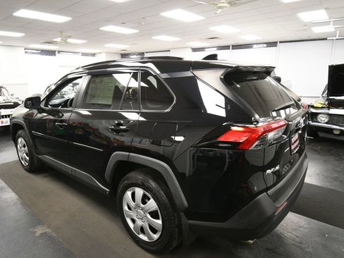 Used 2019 Toyota RAV4 LE w/ All Weather Liner Package AWD/4WD image 5