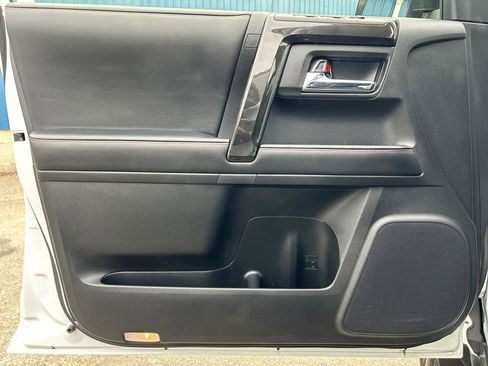 Used 2024 Toyota 4Runner TRD Off-Road Premium image 23